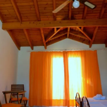 Studio On The Beach 아파트 *