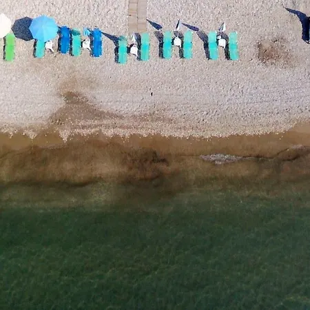 Apartament Studio On The Beach